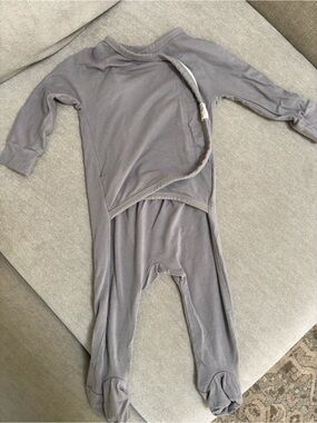 Bonsie baby 3-6 month footie outfit in gray